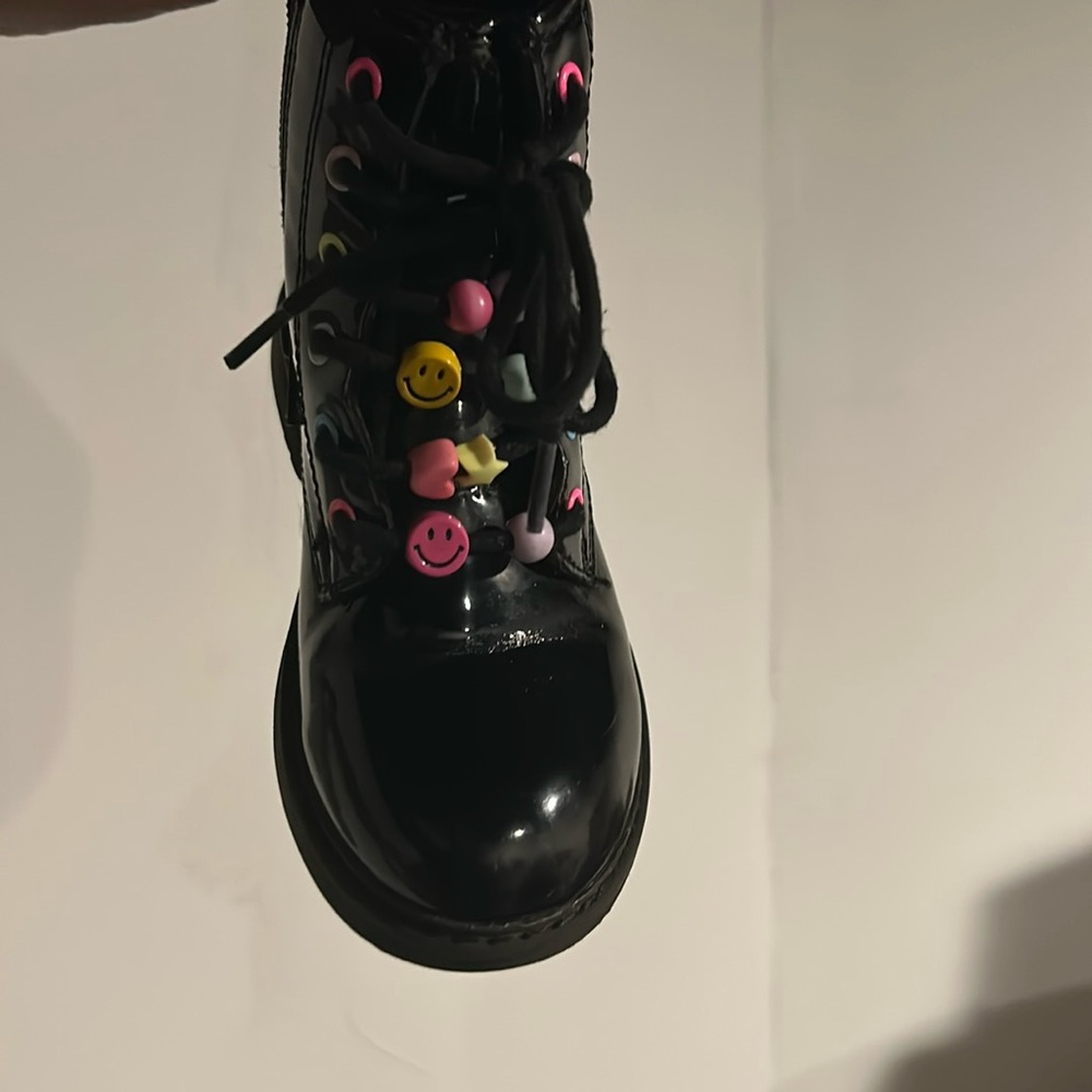 Toddler black patent leather ankle boot! With colorful trinkets!
